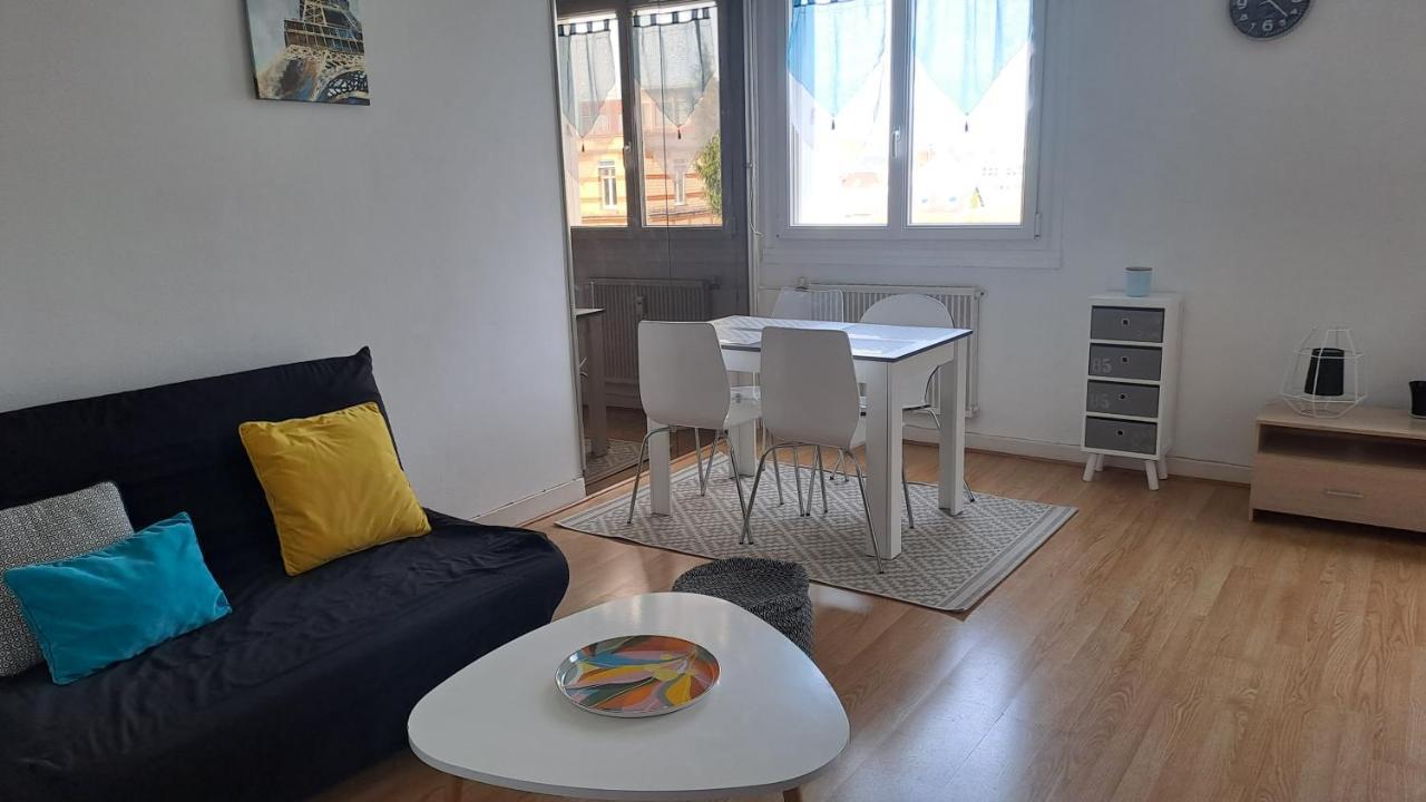Appartement Le Gambetta ทรัวส์ ภายนอก รูปภาพ