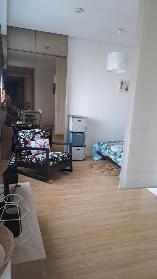 Appartement Le Gambetta ทรัวส์ ภายนอก รูปภาพ