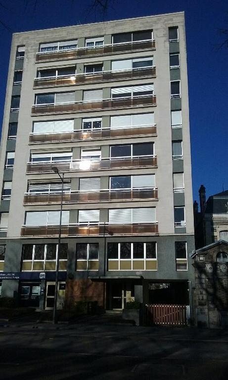 Appartement Le Gambetta ทรัวส์ ภายนอก รูปภาพ