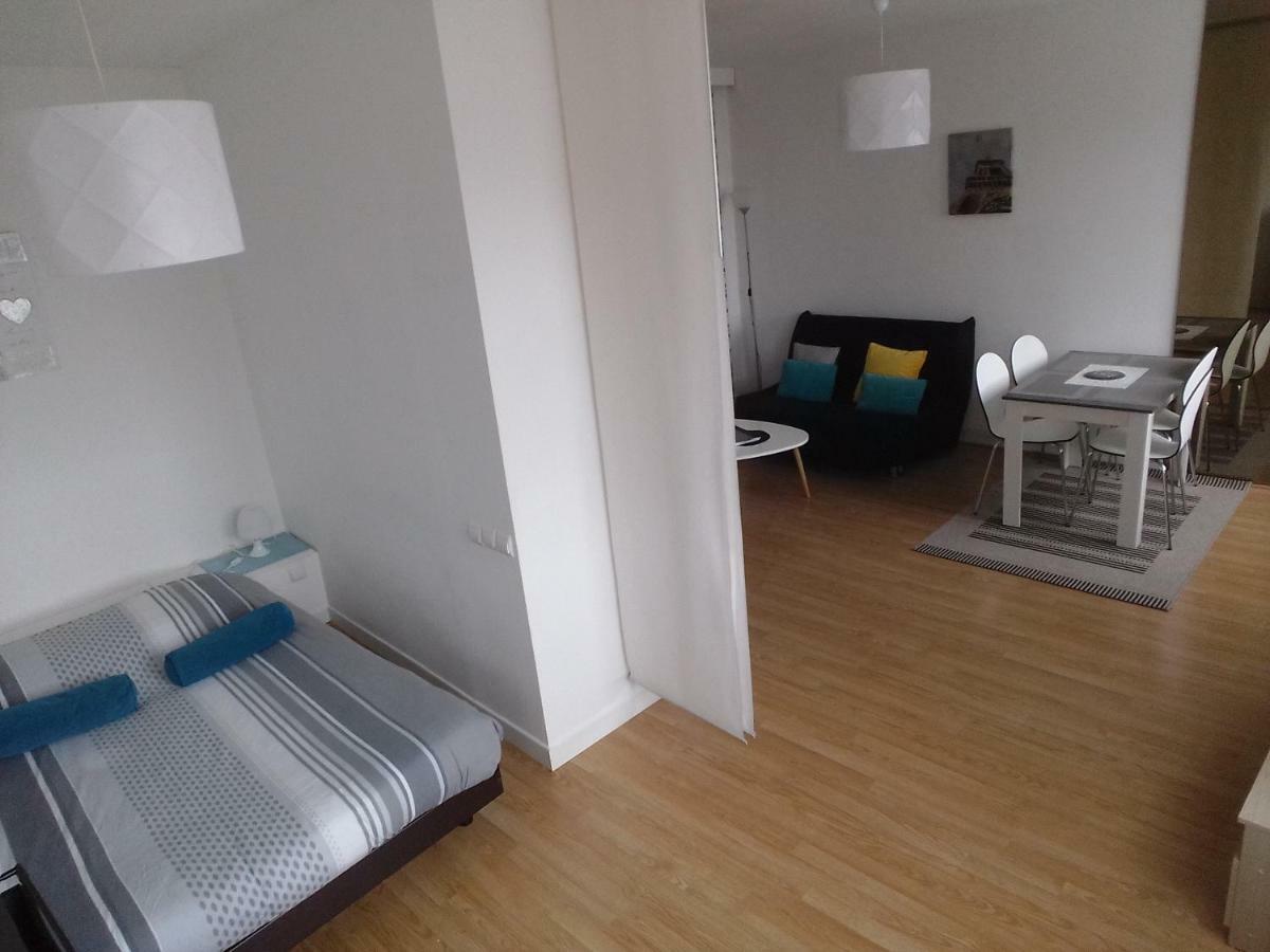 Appartement Le Gambetta ทรัวส์ ภายนอก รูปภาพ